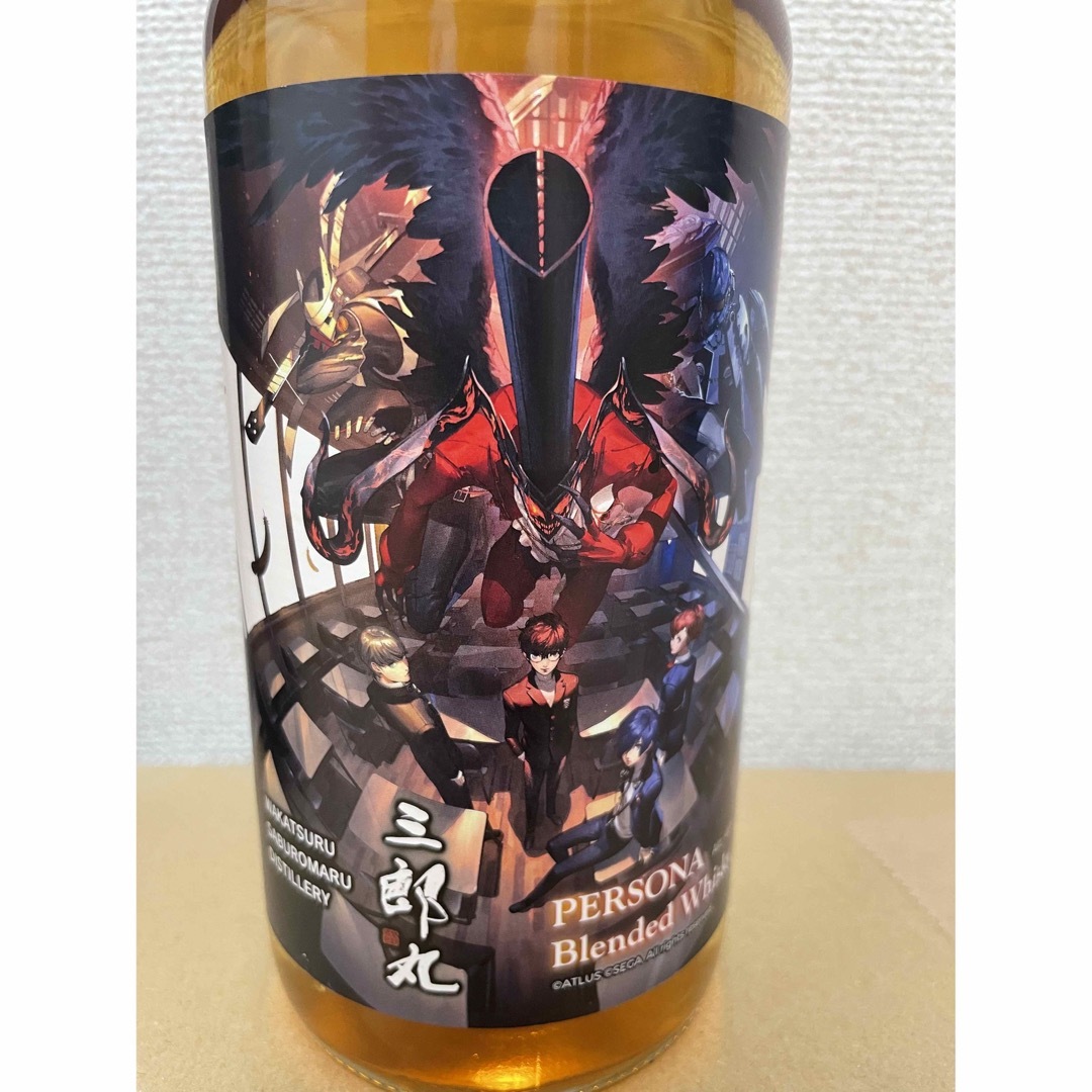 若鶴酒造(ワカツルシュゾウ)の三郎丸×ペルソナ  ブレンデッドウイスキー 食品/飲料/酒の酒(ウイスキー)の商品写真