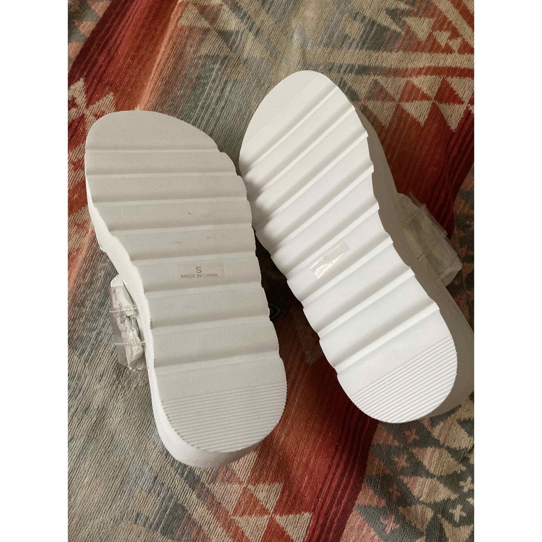 ALEXIA STAM(アリシアスタン)のClear Belt Platform Sandals White レディースの靴/シューズ(サンダル)の商品写真