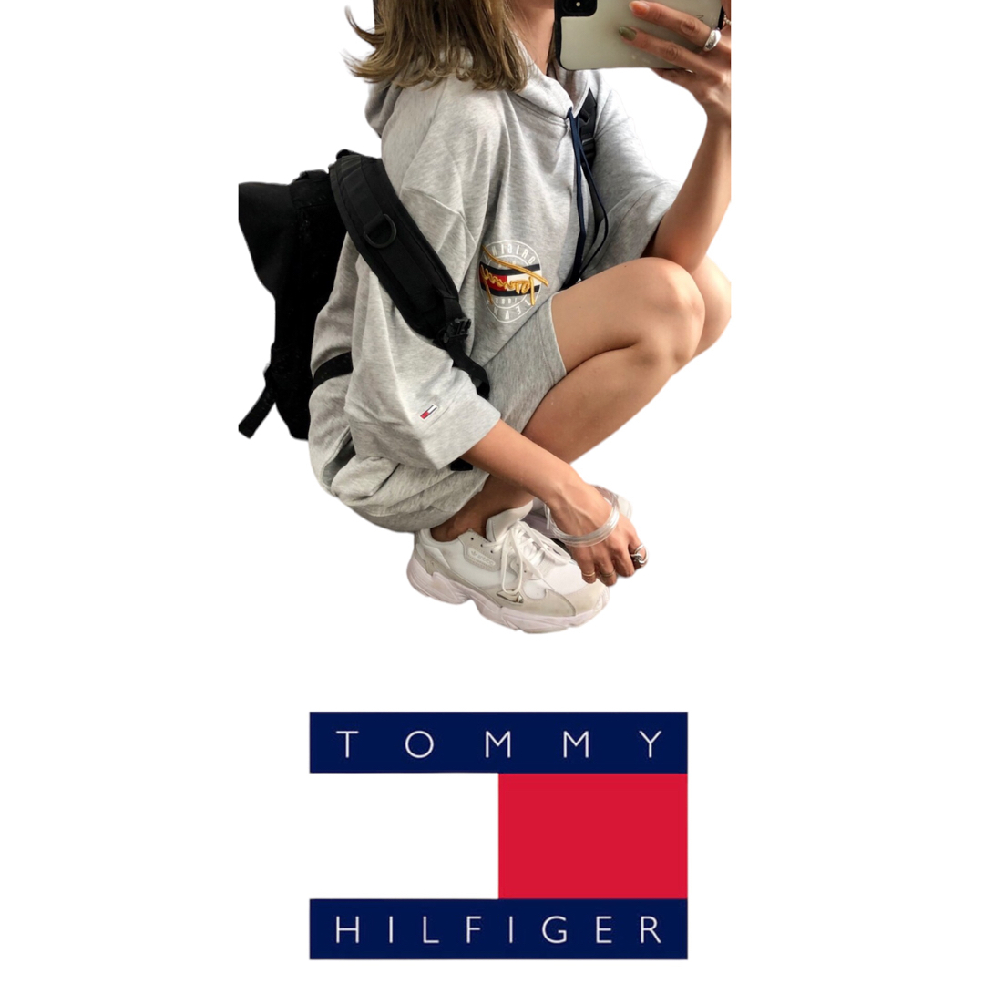 TOMMY HILFIGER(トミーヒルフィガー)のトミーワンピース レディースのワンピース(ひざ丈ワンピース)の商品写真