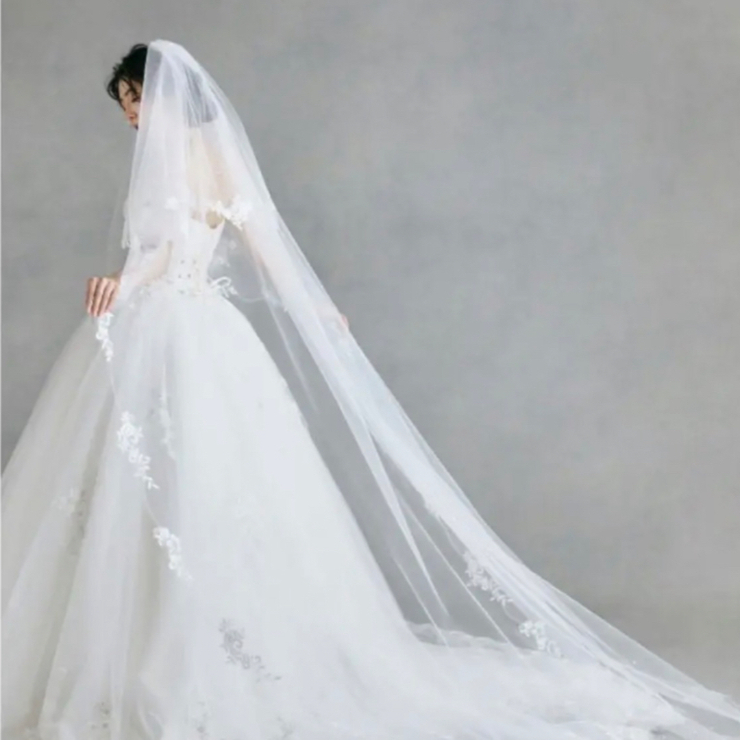 ウェディングベール　ロングベール チュノアウェディング レディースのフォーマル/ドレス(ウェディングドレス)の商品写真