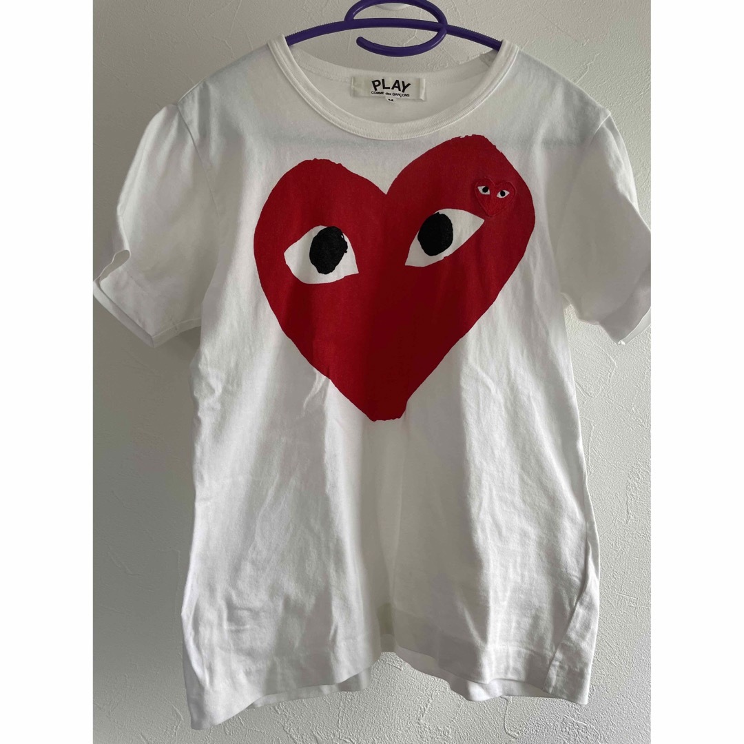 COMME des GARCONS(コムデギャルソン)のコムデギャルソン　ハート　PLAY Tシャツ レディースのトップス(Tシャツ(半袖/袖なし))の商品写真