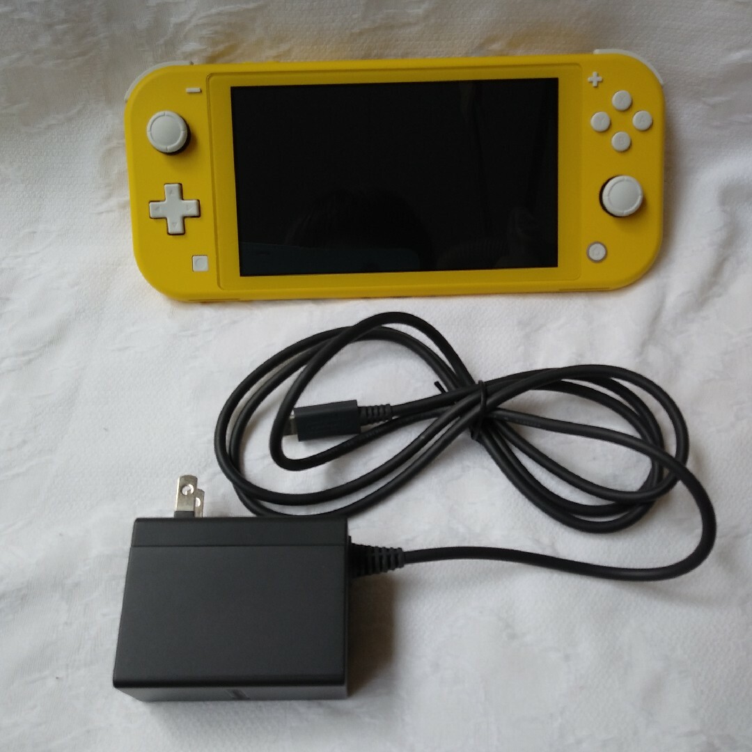 Nintendo Switch Lite イエロー