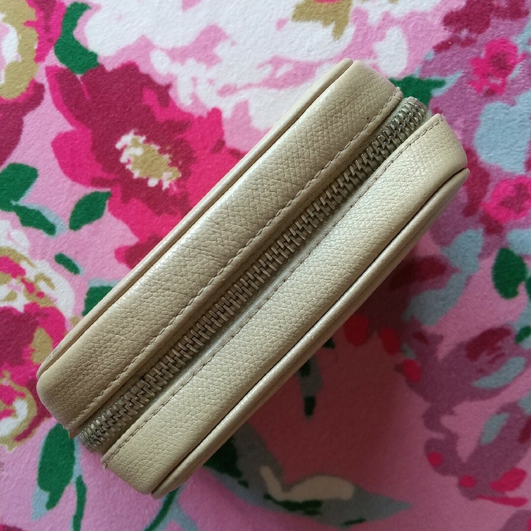 CHANEL - CHANEL 化粧ポーチ 小物入れ ココマーク ボタンの通販 CHANEL - CHANEL 化粧ポーチ 小物入れ ココマーク ボタンの通販