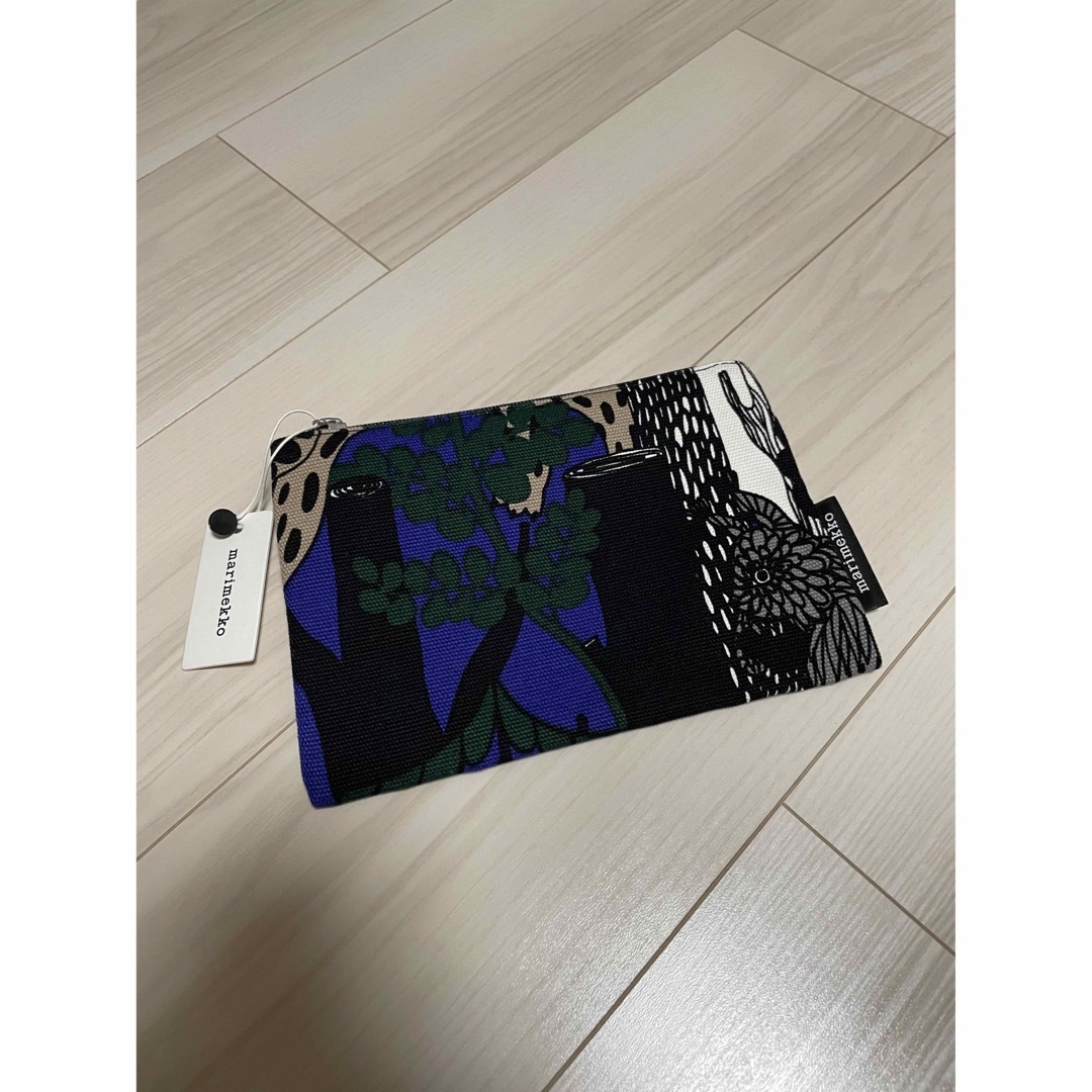 marimekko(マリメッコ)のマリメッコ　ポーチ レディースのファッション小物(ポーチ)の商品写真