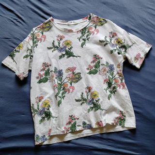 大人のボタニカルTシャツ✦韓国にて購入✦フラワー柄✦植物柄(Tシャツ(半袖/袖なし))