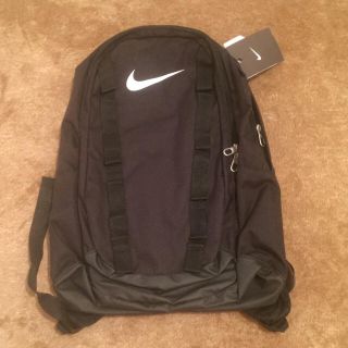 ナイキ(NIKE)の☆ナイキ NIKE Black 新品未使用リュック☆(バッグパック/リュック)