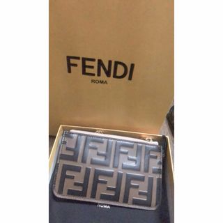 ブラウンレザー スリム クラッチ FENDI