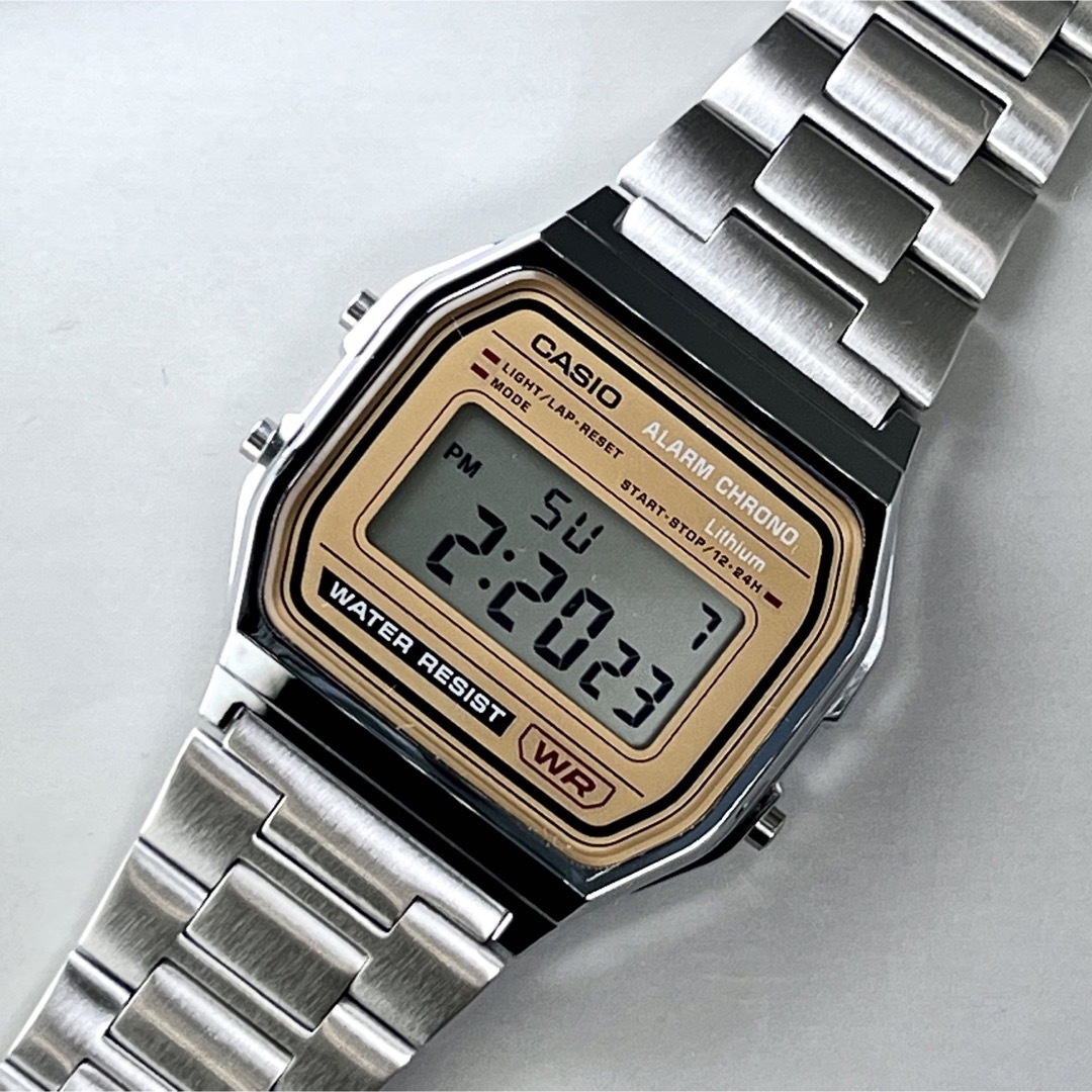 CASIO(カシオ)の郵送 CASIO メタルウオッチ A158WE ゴールド 流通限定モデル メンズの時計(腕時計(デジタル))の商品写真