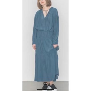 エミ(emmi)の💚emmi 💚着心地推ボリュームギャザーブラウススカートセット👗綺麗ワンピース👗(ロングワンピース/マキシワンピース)