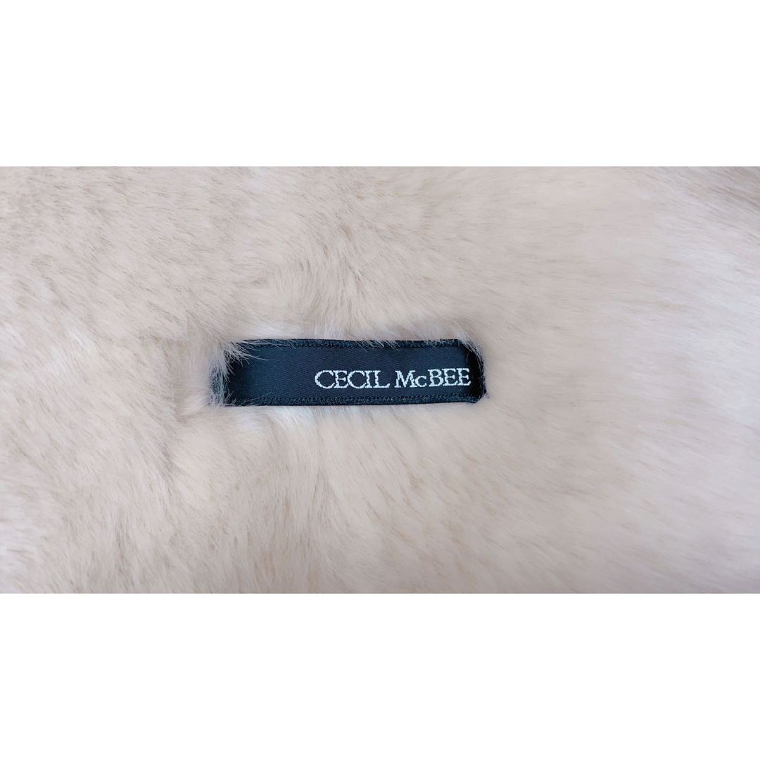 CECIL McBEE(セシルマクビー)のCECIL Mc BEE ファーマフラー レディースのファッション小物(マフラー/ショール)の商品写真