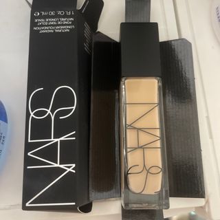 ナーズ(NARS)のNARSリキッドファンデ(ファンデーション)