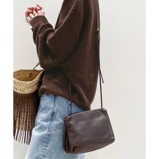 アパルトモンドゥーズィエムクラス(L'Appartement DEUXIEME CLASSE)のL'Appartement THE ROW BOURSE BAG(ショルダーバッグ)