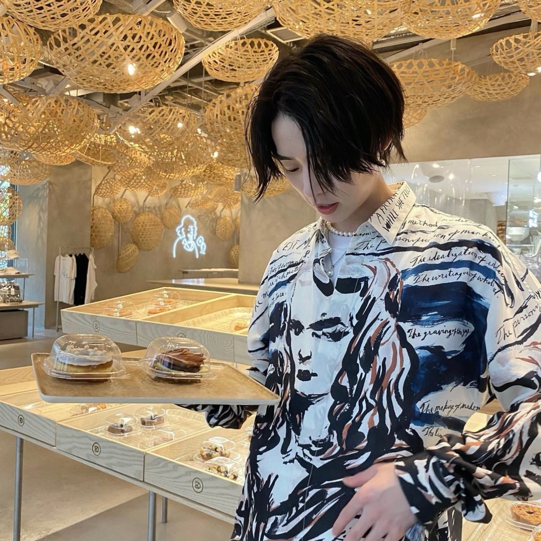 DIOR HOMME - DIOR 19AW RAYMOND PETTIBON SILK SHIRTの通販 by H96