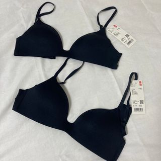 ユニクロ(UNIQLO)のUNIQLO ワイヤレスブラ　3Dホールド　AB 65/70 ブラック(ブラ)