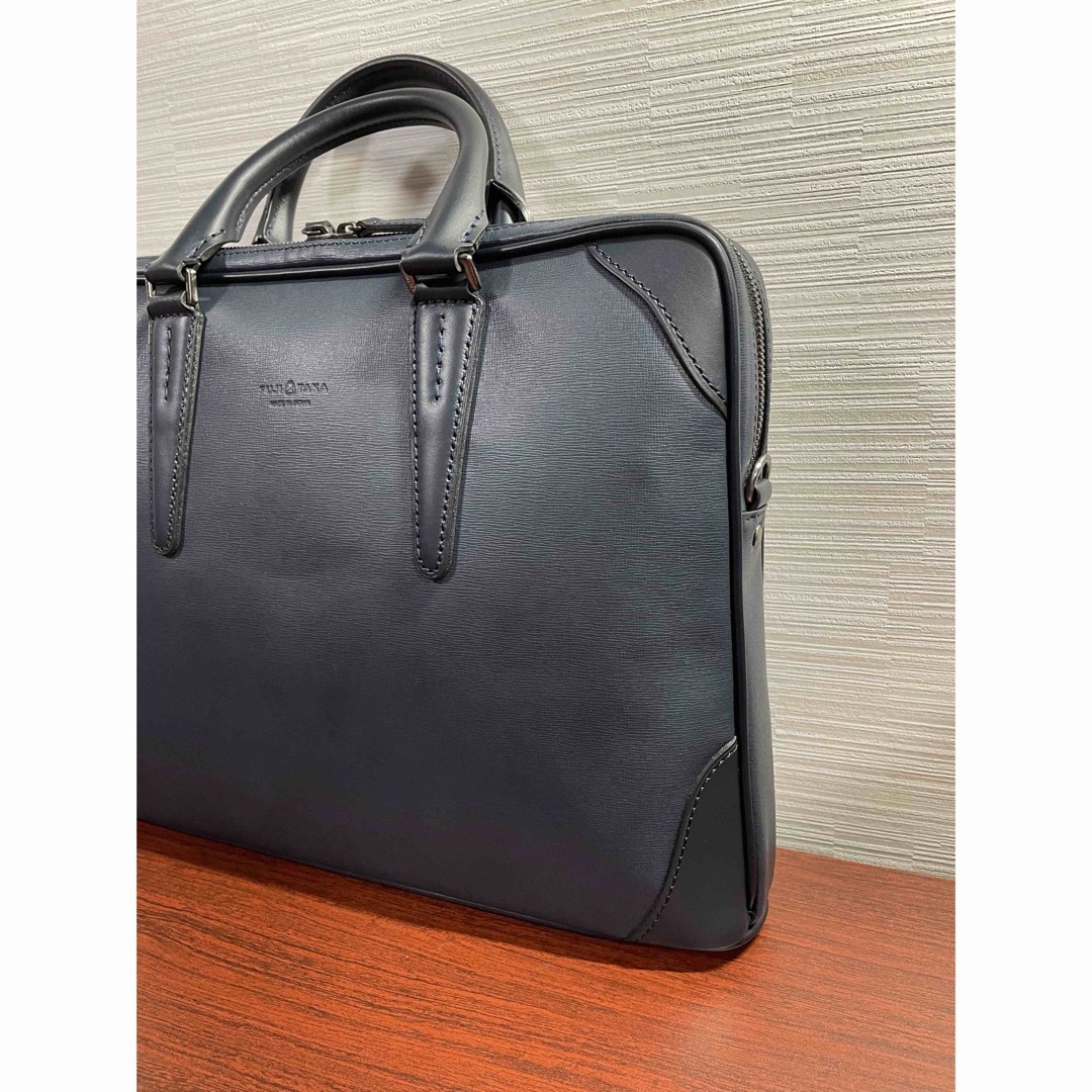 FUJITAKA - 新品☆定価4.4万☆FUJITAKA ビジネスバッグ A4 紺 新品の