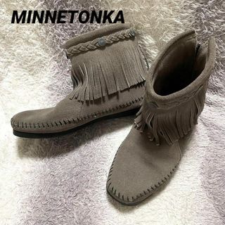 ミネトンカ(Minnetonka)のs162h ミネトンカ フリンジショートブーツ グレー スウェード スエード(ブーツ)