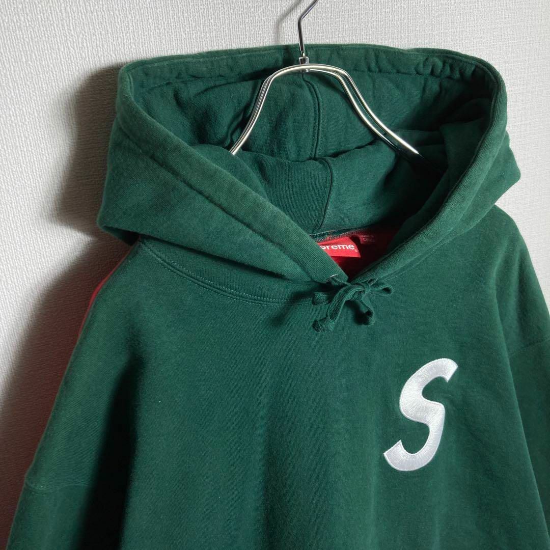 Supreme(シュプリーム)の【コムドットゆうた着用モデル】シュプリーム　Sロゴ　パーカー　人気Lサイズ メンズのトップス(パーカー)の商品写真