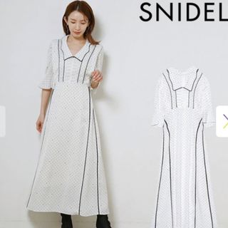 スナイデル(SNIDEL)のSNIDEL パイピングデザインプリントワンピース ドット柄　22SS(ロングワンピース/マキシワンピース)