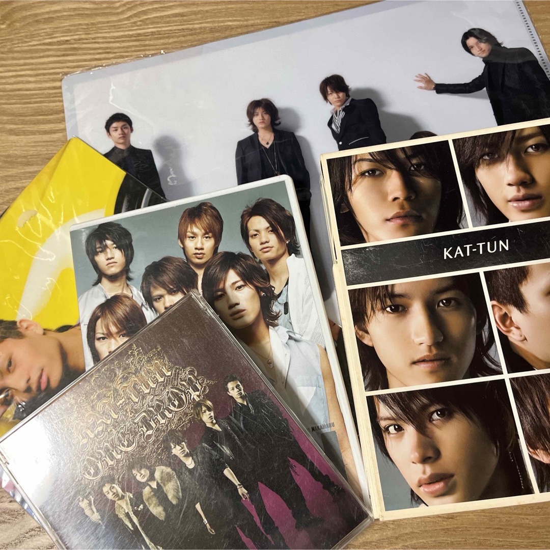 KAT-TUN まとめ売り エンタメ/ホビーのタレントグッズ(アイドルグッズ)の商品写真