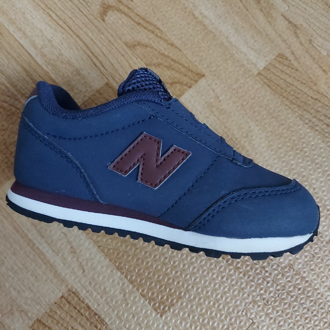 New Balance(ニューバランス)の箱なし 15.5㎝【new balance】ベロクロスニーカー　ネイビー×エンジ キッズ/ベビー/マタニティのキッズ靴/シューズ(15cm~)(スニーカー)の商品写真