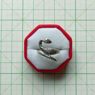 ■ コブラ シルバーリング 蛇 へび 指輪 スネーク 19号 ■ (リング(指輪))