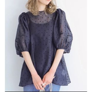 アメリカンホリック(AMERICAN HOLIC)の大人気完売品✨‼️❤️AMERICAN HOLIC❤️ネイビードットブラウス(シャツ/ブラウス(長袖/七分))