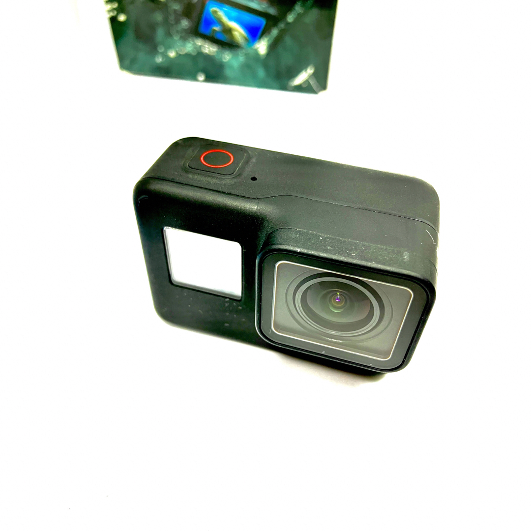 GoPro(ゴープロ)のGoPro HERO7 BLACK ゴープロ7 GoPro ブラック スマホ/家電/カメラのカメラ(ビデオカメラ)の商品写真