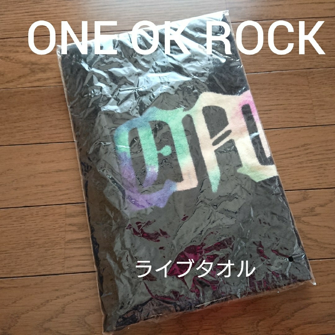 ONE OK ROCK(ワンオクロック)のONE OK ROCK ライブタオル エンタメ/ホビーのタレントグッズ(ミュージシャン)の商品写真