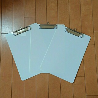 ３枚 クリップボード A4  クリップホルダー バインダー 用箋ばさみ 白①(ファイル/バインダー)
