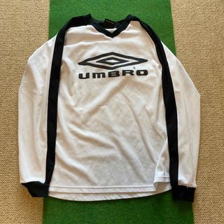 アンブロ(UMBRO)のサッカー練習着　Lサイズ　長袖2枚　半袖1枚おまけ付き(ウェア)