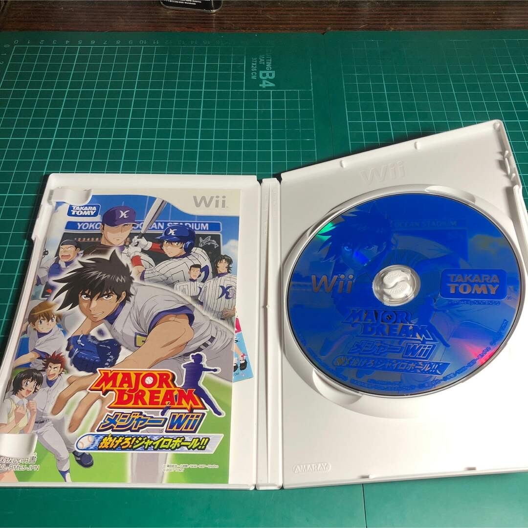 Wii(ウィー)のメジャーWiiとマリオ&ソニック北京とマリオカートWiiのセット エンタメ/ホビーのゲームソフト/ゲーム機本体(家庭用ゲームソフト)の商品写真