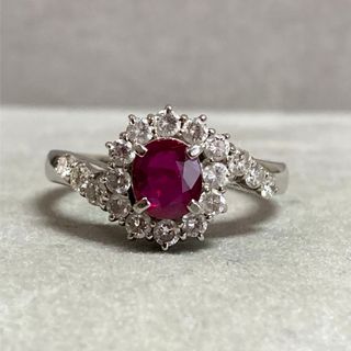 Pt900  0.7ct ルビーとダイヤモンド　指輪(リング(指輪))