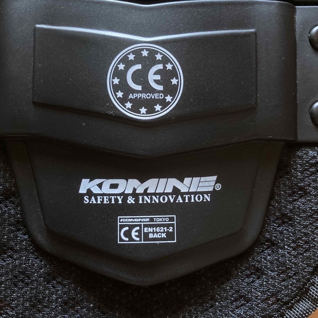 KOMINE(コミネ)のKOMINE 脊髄プロテクター🎈SALE 自動車/バイクのバイク(装備/装具)の商品写真