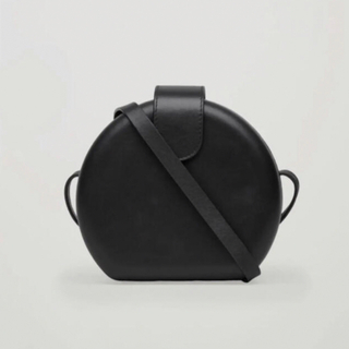 コス(COS)のCOS Circle-Shaped Leather Shoulder Bag(ショルダーバッグ)
