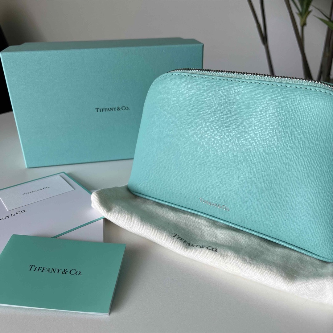 Tiffany & Co.(ティファニー)の【箱あり】ティファニー レザーポーチ Tiffany ティファニーブルー レディースのファッション小物(ポーチ)の商品写真