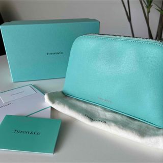 ティファニー(Tiffany & Co.)の【箱あり】ティファニー レザーポーチ Tiffany ティファニーブルー(ポーチ)