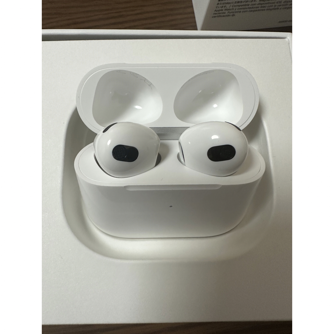 Apple Airpods (第3世代) MME73J A ケースセット