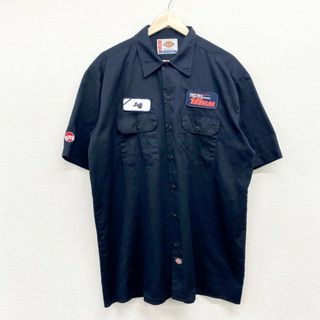 ディッキーズ(Dickies)のUS古着 ディッキーズ Dickies ワークシャツ 半袖 ワッペン ワンポイント 企業 ロゴ 刺繍 サイズ：メンズ XL ビッグサイズ ブラック【中古】(シャツ)