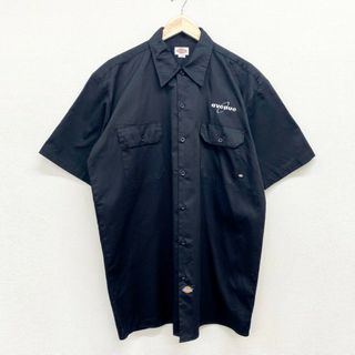 ディッキーズ(Dickies)のUS古着 ディッキーズ Dickies ワークシャツ 半袖 ワンポイント 企業 ロゴ 刺繍 サイズ：メンズ L ブラック【中古】(シャツ)