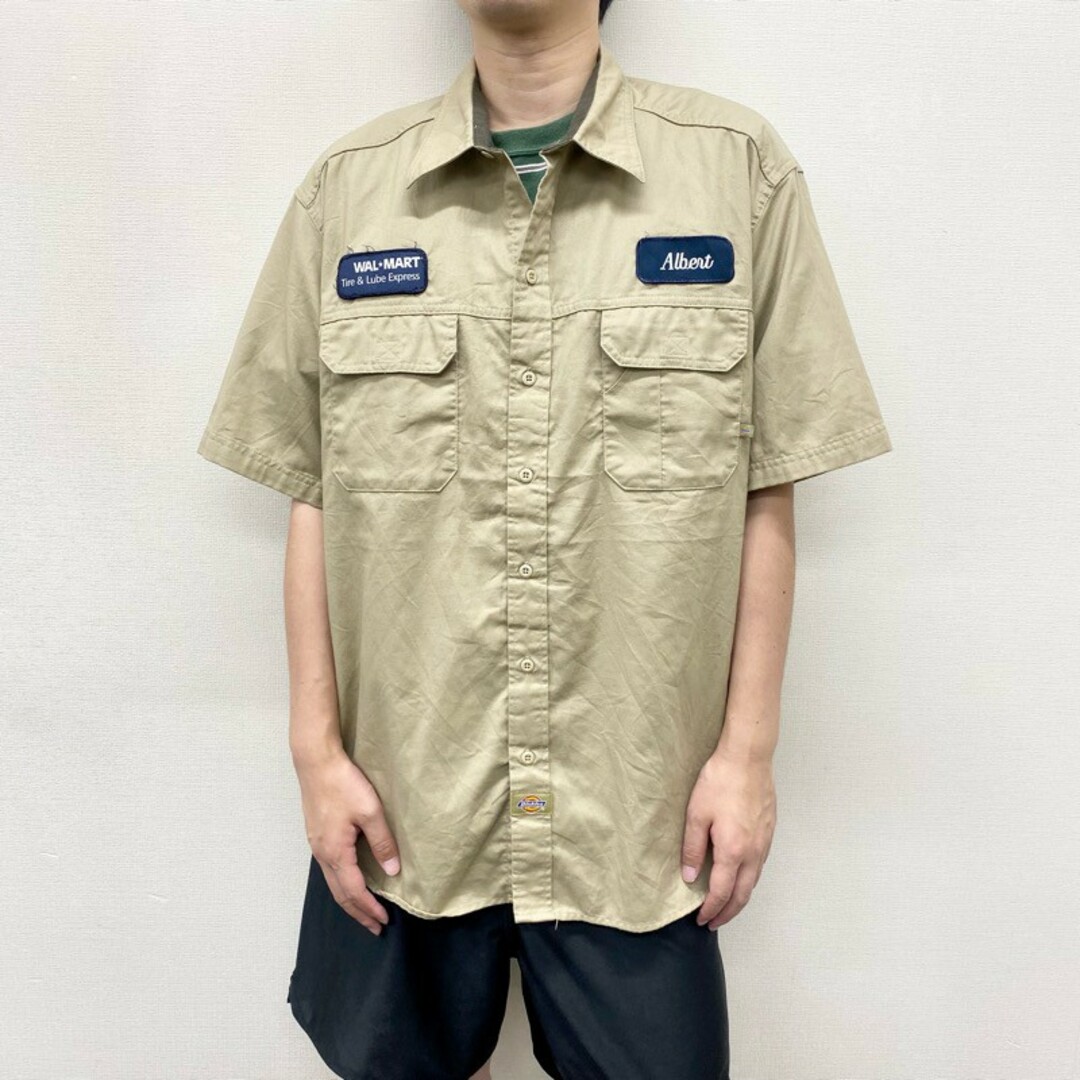 Dickies US古着 ディッキーズ Dickies ワークシャツ 半袖 企業 ワッペン サイズ：メンズ XL ビッグサイズ  ベージュ【中古】の通販 by 古着屋mellowラクマ店｜ディッキーズならラクマ