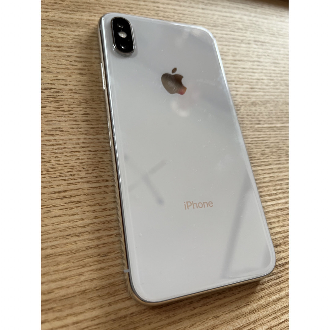 目立った傷汚れなし iPhone X Silver 64 GB au