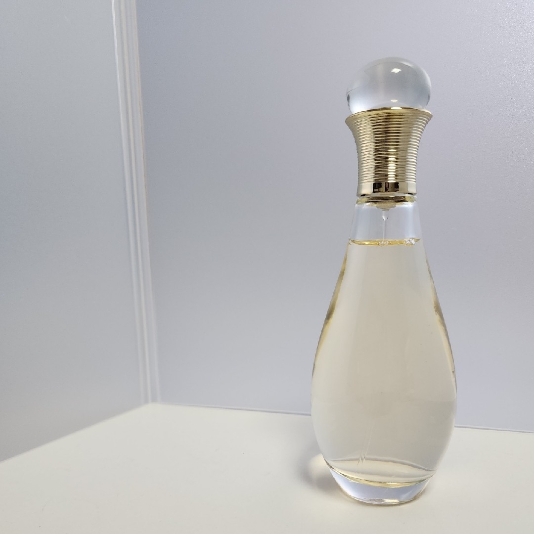 Christian Dior(クリスチャンディオール)のChristian Dior　ジャドール　　　　　　ボディミスト100ml コスメ/美容のボディケア(ボディローション/ミルク)の商品写真