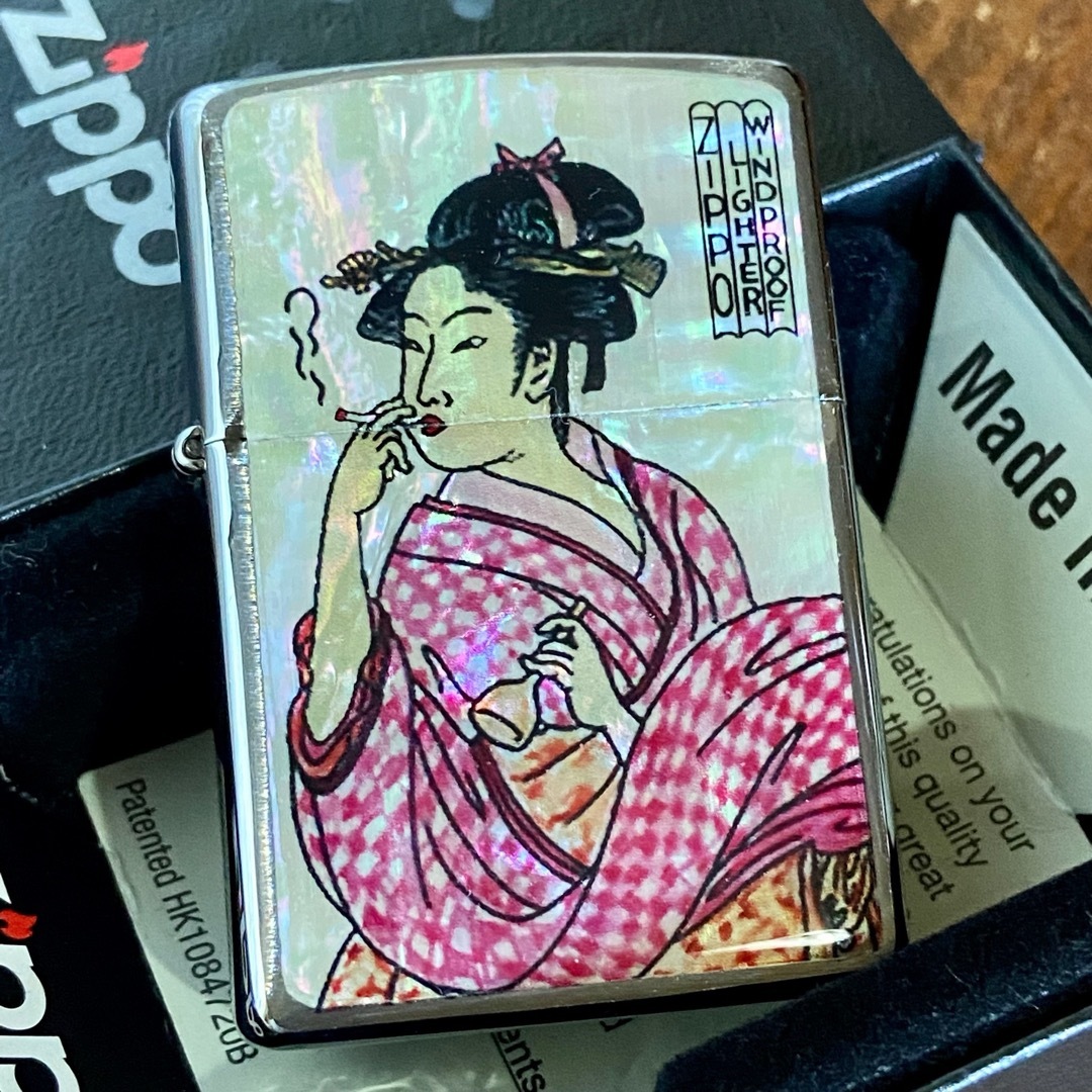 ZIPPO(ジッポー)の新品 Zippo 貝貼りエポ 煙を吹く女 シェル 和柄 ジッポー メンズのファッション小物(タバコグッズ)の商品写真