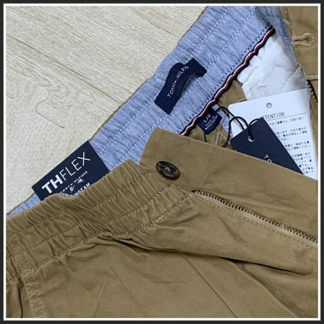 TOMMY HILFIGER(トミーヒルフィガー)のTHEO 7in SHORT　チノ素材のショートパンツ ブラウン　Lサイズ メンズのパンツ(ショートパンツ)の商品写真