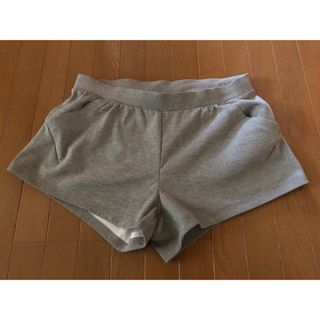 アディダス(adidas)のアディダス　ショートパンツ(ショートパンツ)