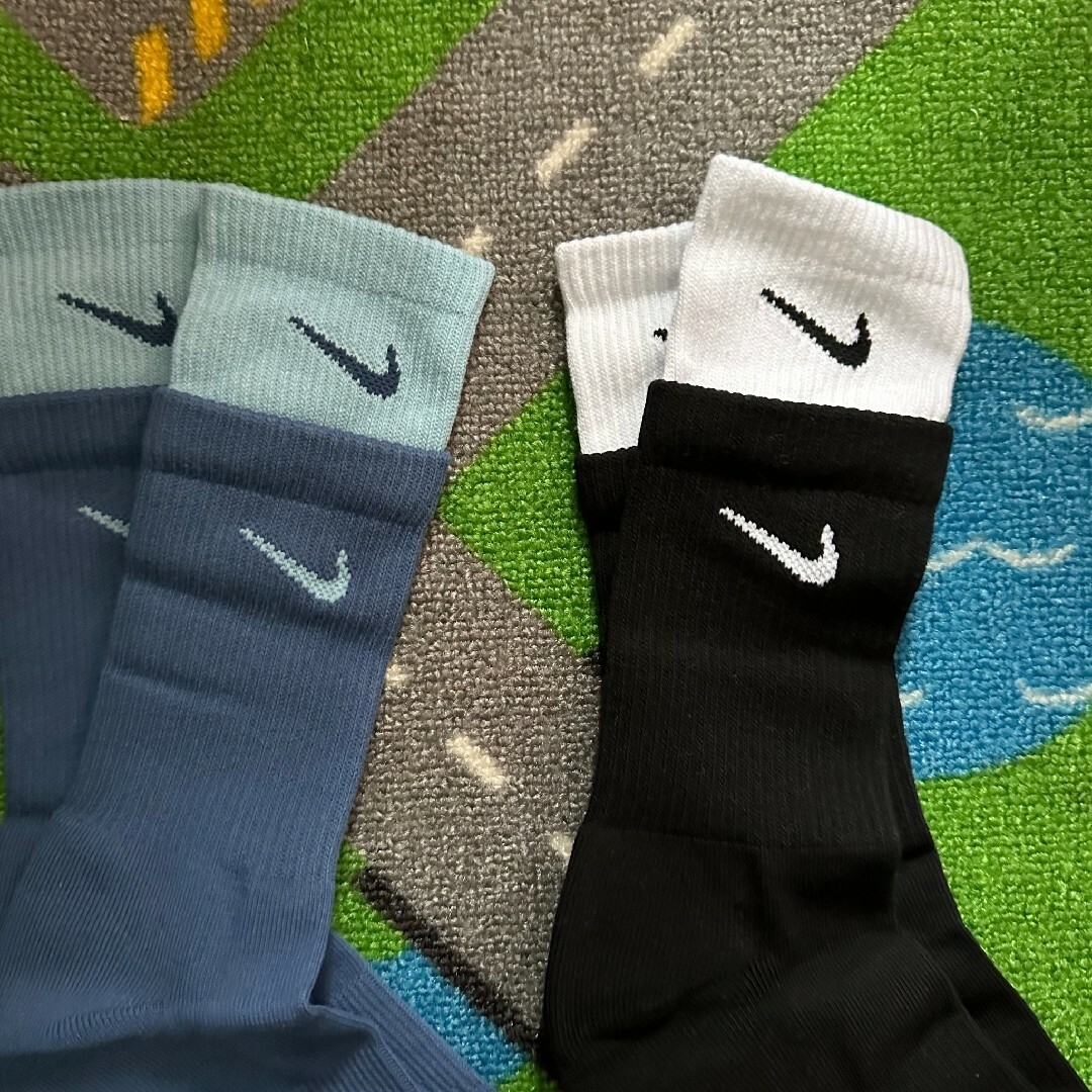 NIKE(ナイキ)のnike 靴下　ソックス　Ｌ メンズのレッグウェア(ソックス)の商品写真