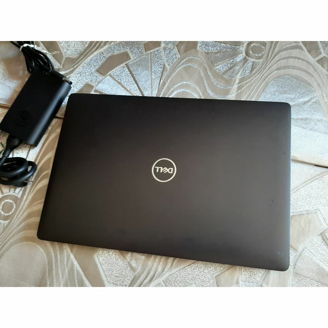 DELL(デル)のDELL 5300 8世代 i5 256G 8G FHD バックライトキー スマホ/家電/カメラのPC/タブレット(ノートPC)の商品写真