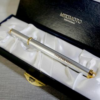 ミキモト(MIKIMOTO)の【極美品 送料込み】ミキモト ボールペン パール付き シルバーカラー ２(ペン/マーカー)