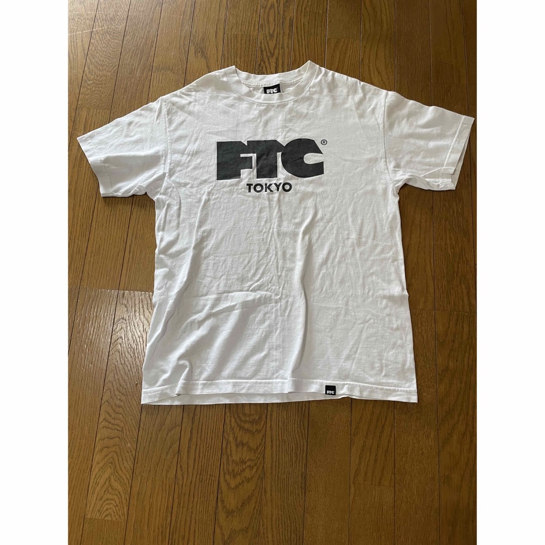 FTC(エフティーシー)の大人気❗️FTC ❣️エフティーシー ロゴ 半袖 Tシャツ メンズ 古着 メンズのトップス(Tシャツ/カットソー(半袖/袖なし))の商品写真