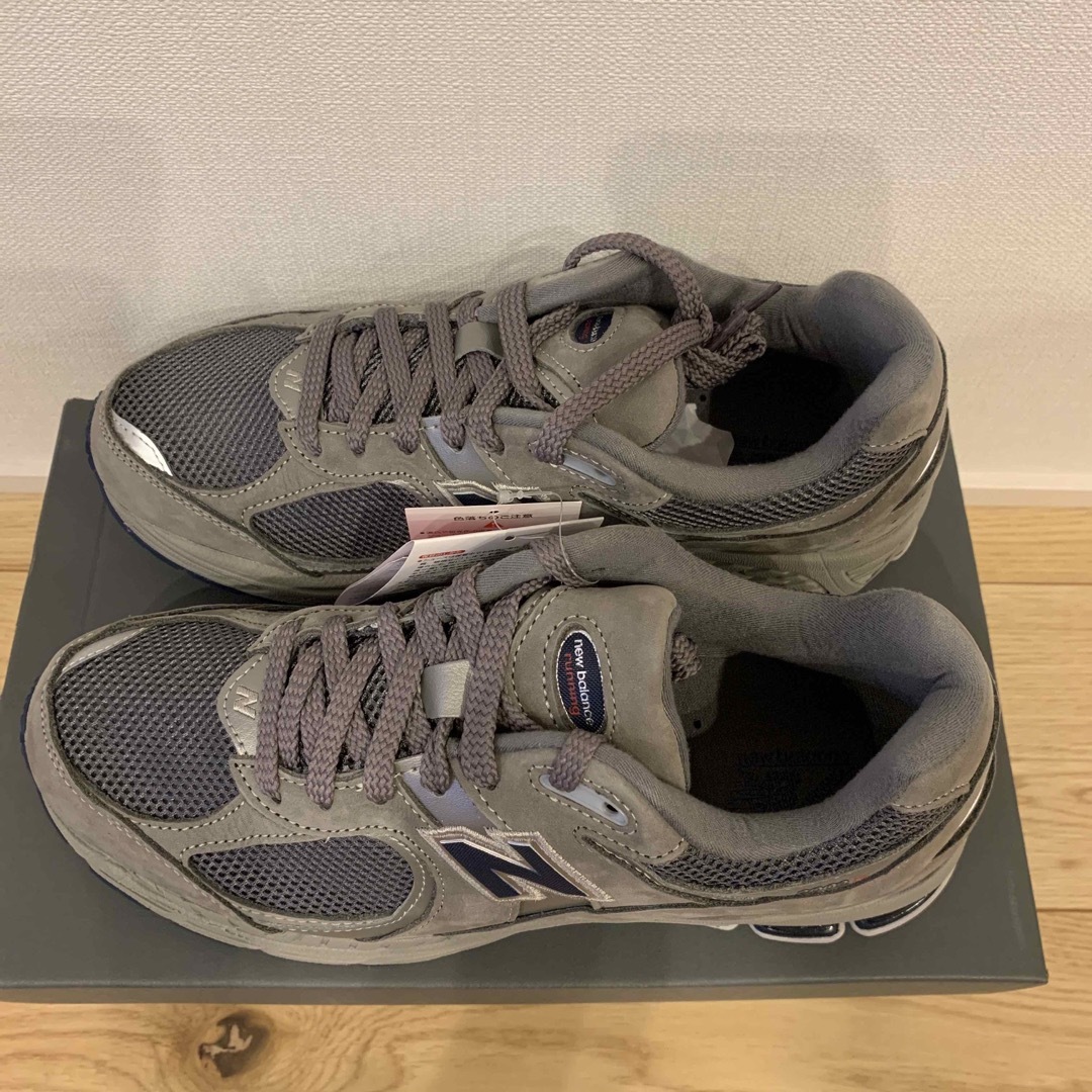 New Balance(ニューバランス)のnew balance ニューバランス ML2002RA GRAYグレー メンズの靴/シューズ(スニーカー)の商品写真